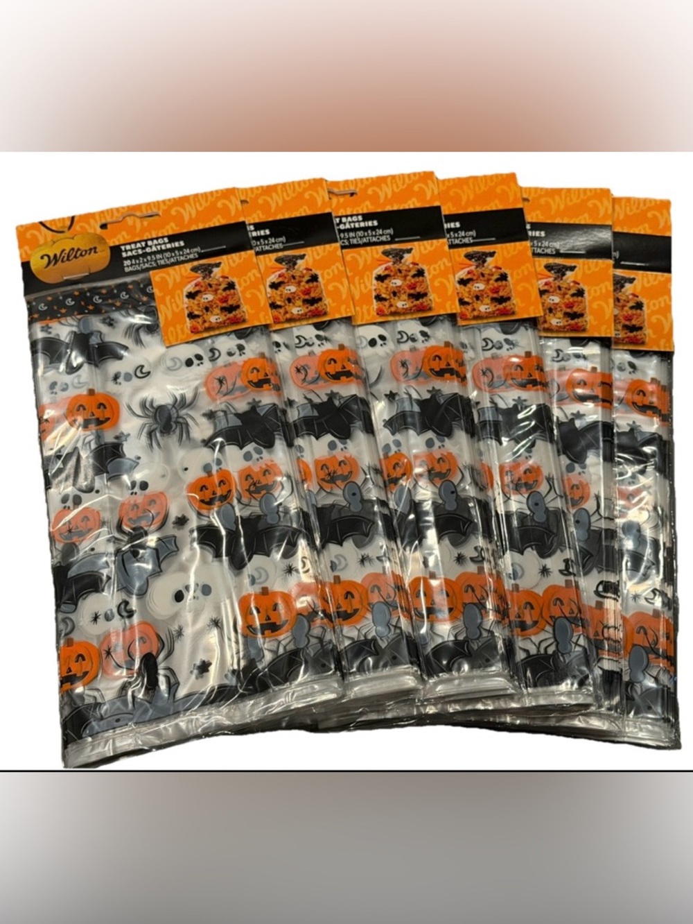 Wilton Halloween Treat Bags Lot 120 Bags Clear Bats Pumpkins Spiders Skulls New